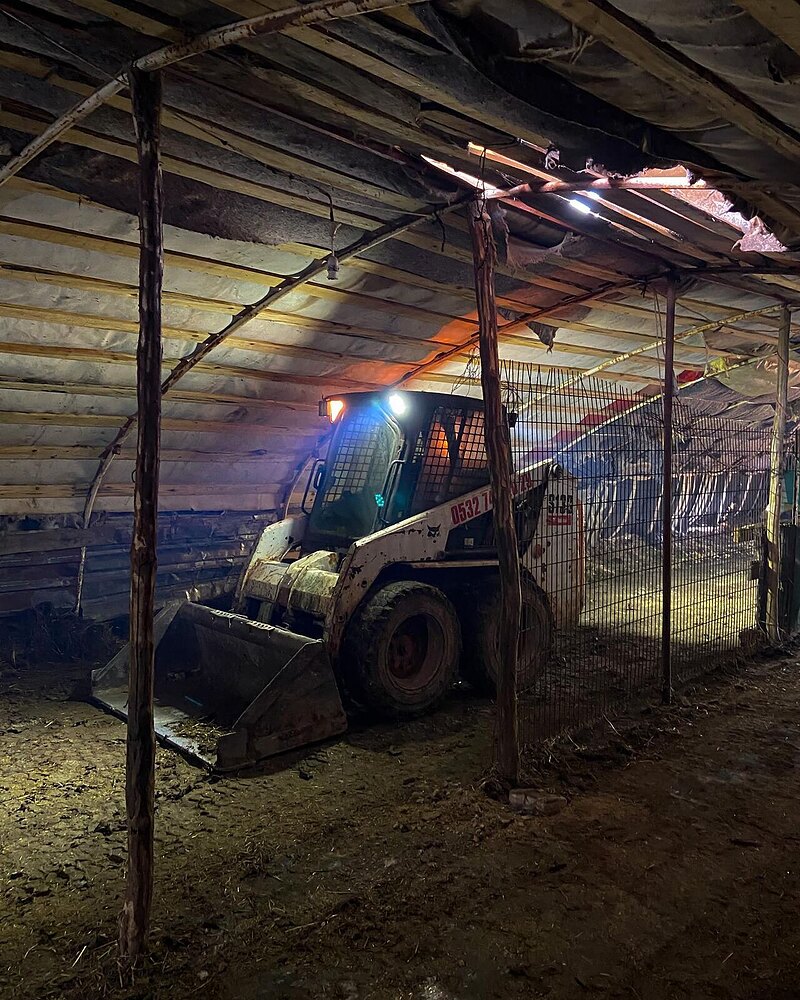 Operatörlü Bobcat ile hafriyat ve zemin düzenleme